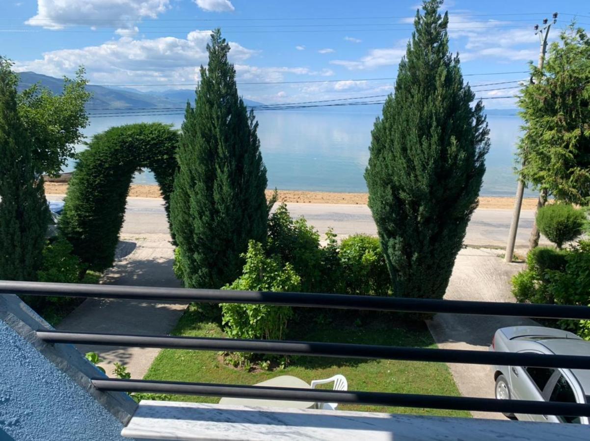 Vila Deni Tushemisht Bagian luar foto